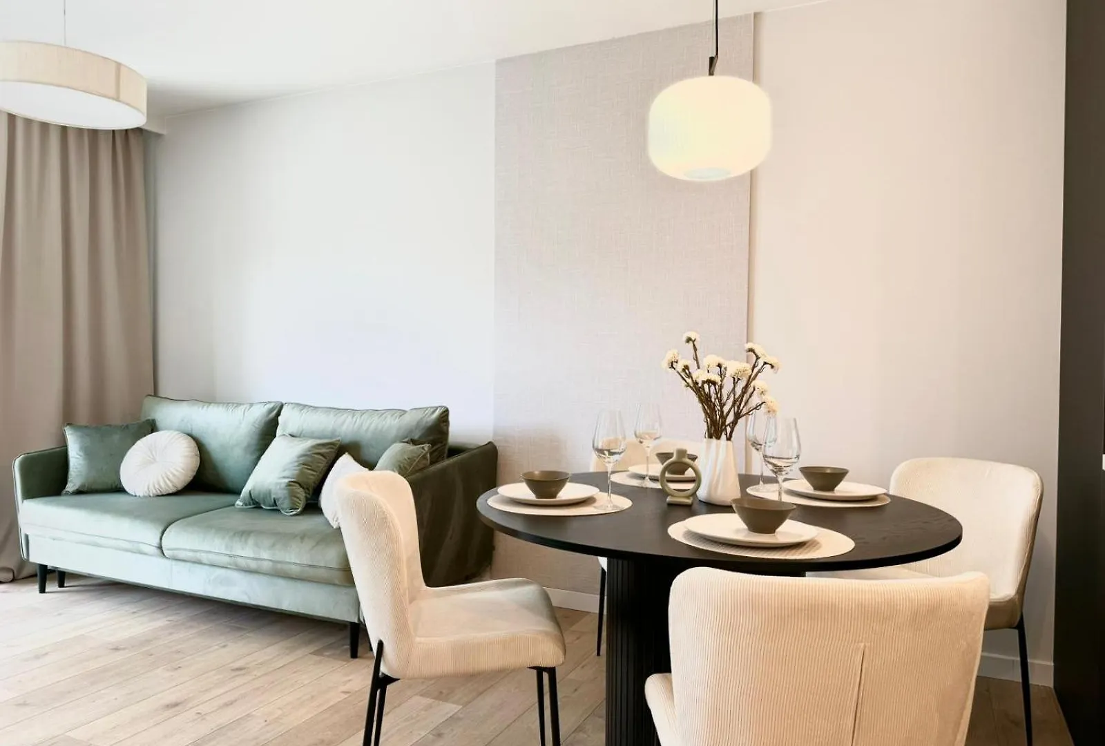 Jasielska Apartamenty - Komfortowy Nocleg Poznan