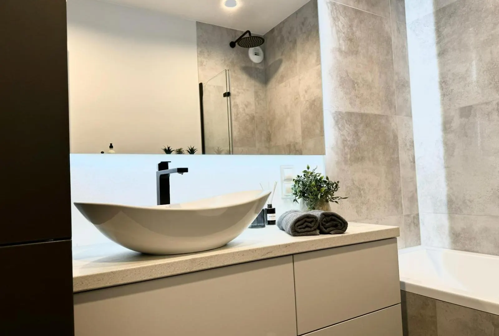 Jasielska Apartamenty - Komfortowy Nocleg Poznan Poland