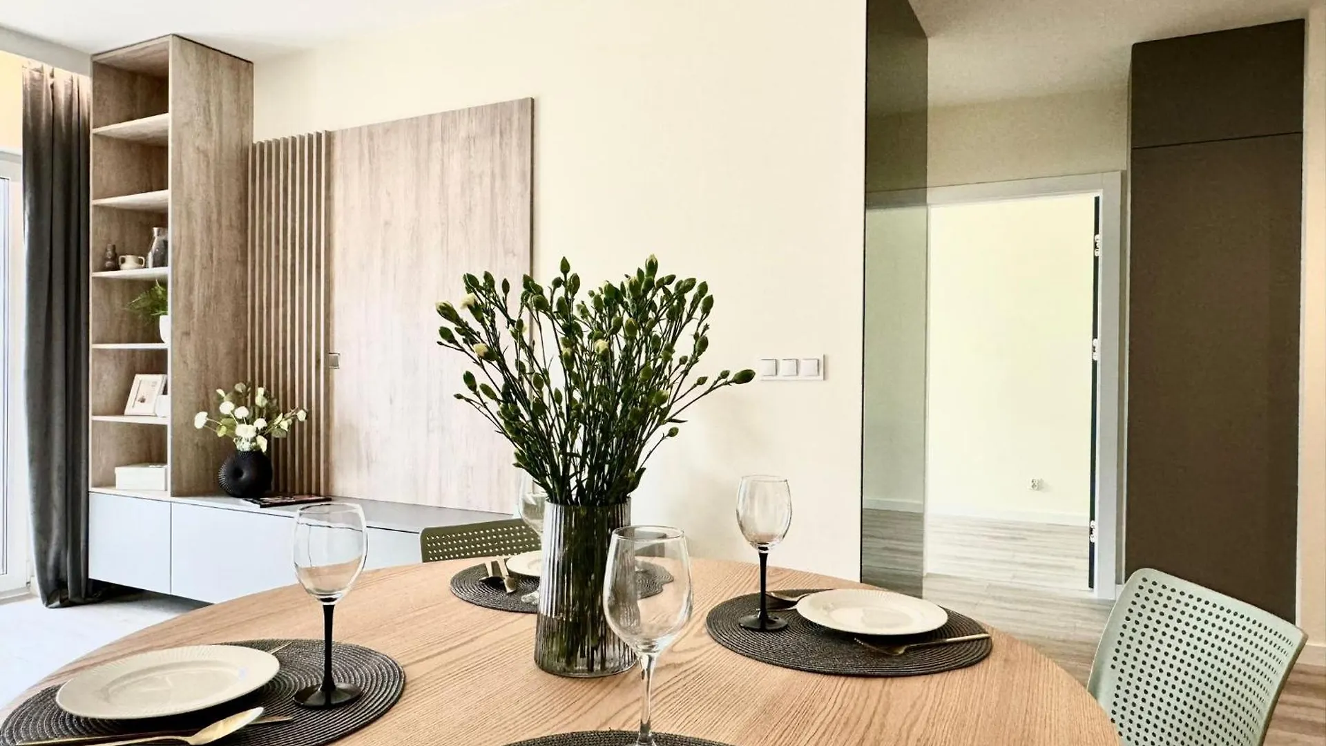 Jasielska Apartamenty - Komfortowy Nocleg Poznan