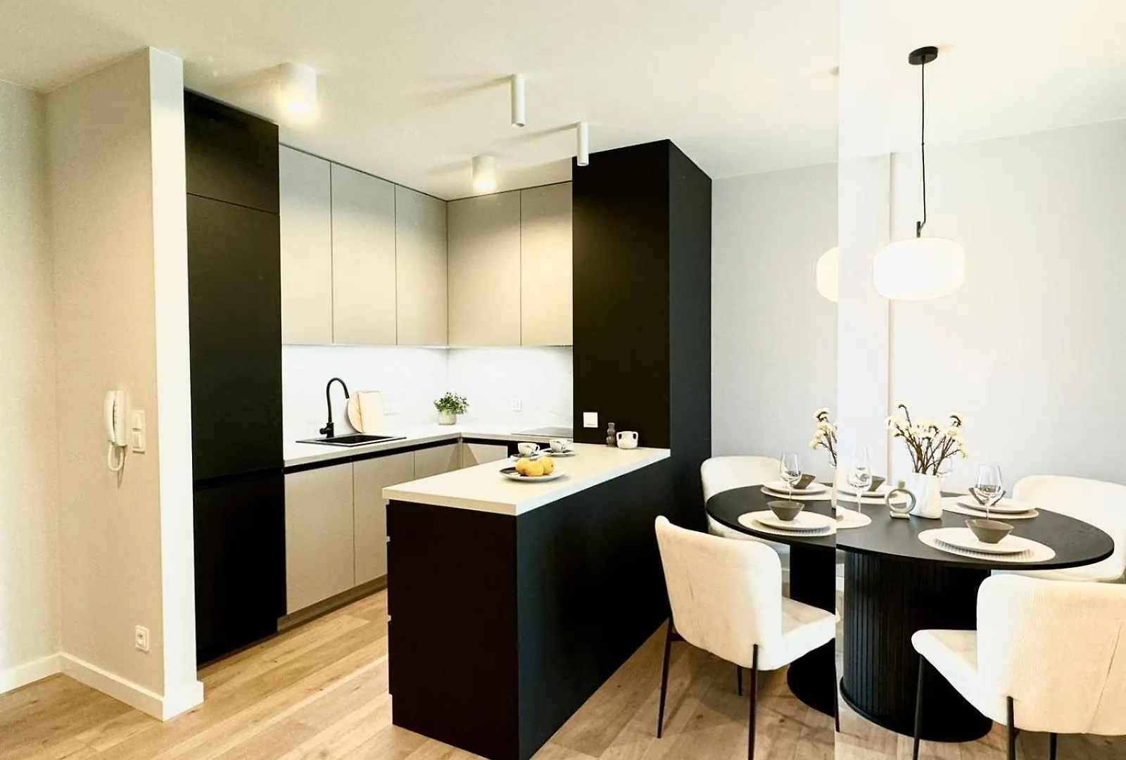 Apartment Jasielska Apartamenty - Komfortowy Nocleg Poznan Poland